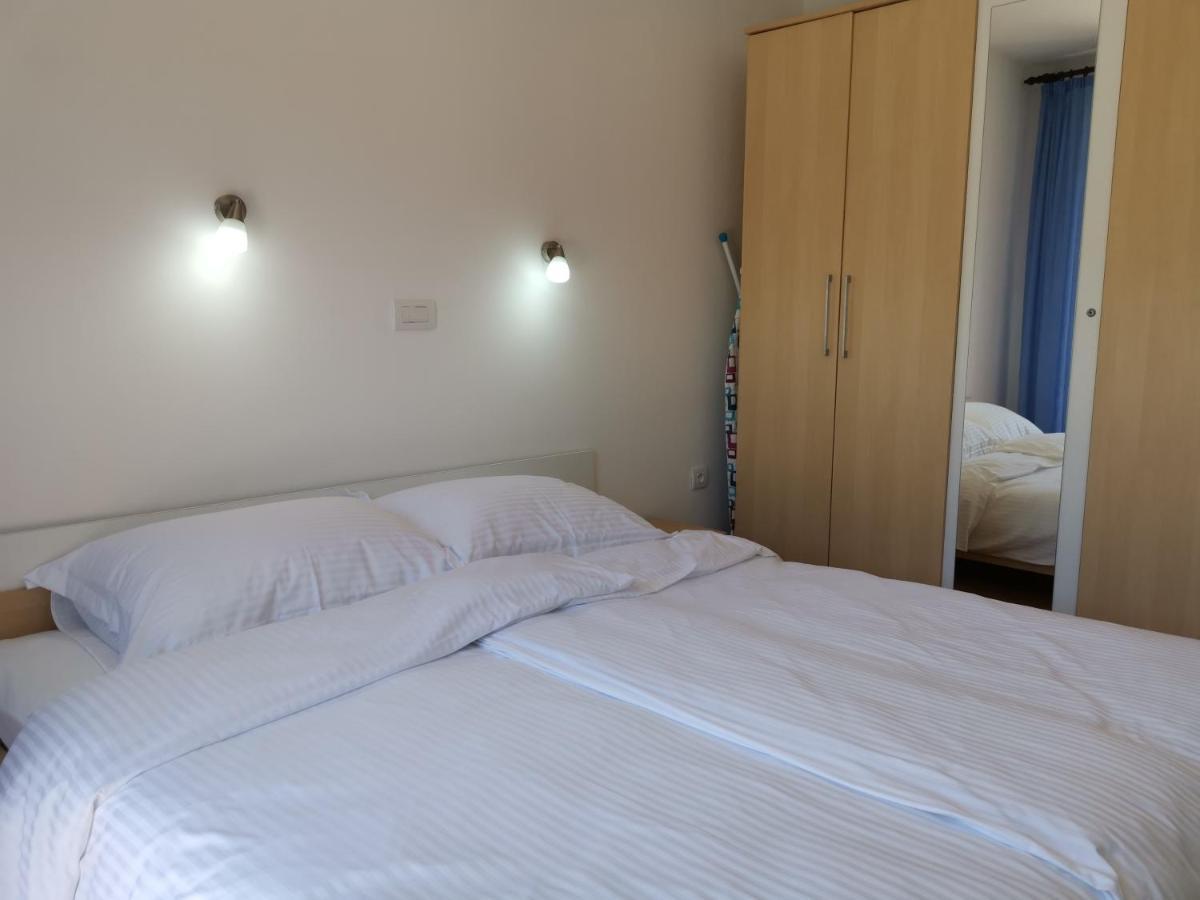 Apartments Jurandvor バスカ エクステリア 写真